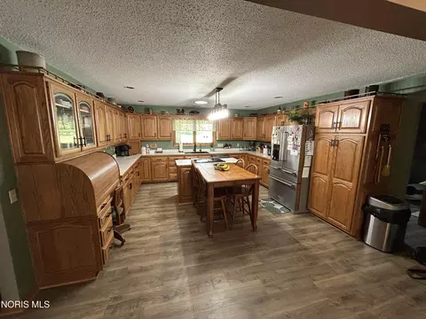Kitchen - 11801 Rd 132, Paulding, OH 45879 photo 2 of 2