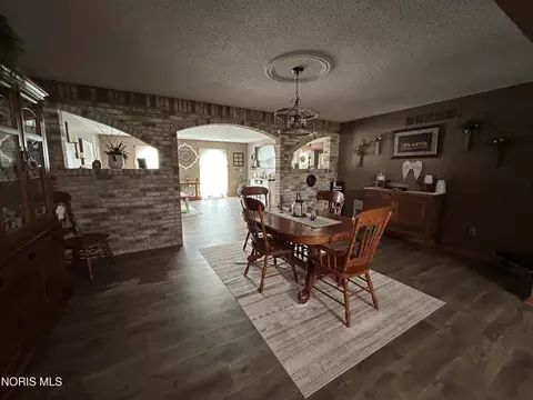 Dining - 11801 Rd 132, Paulding, OH 45879 photo 1 of 3