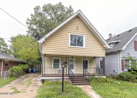 5435 Douglas Rd, Toledo, OH 43613