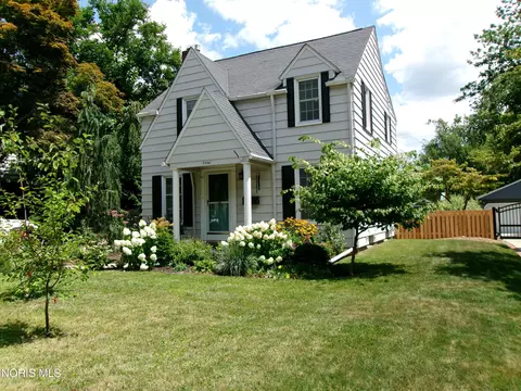 3440 Cheltenham Rd, Toledo, OH 43606