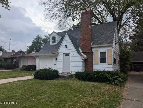 930 Secor Rd, Toledo, OH 43607