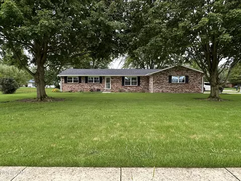 629 W Lima Ave, Ada, OH 45810