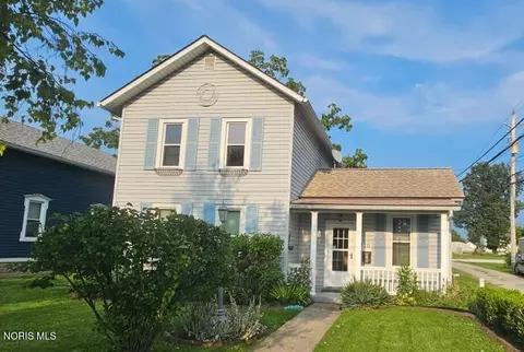215 Fulton St, Port Clinton, OH 43452