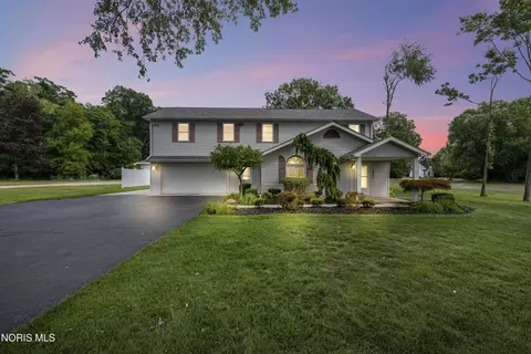 2004 King Rd, Toledo, OH 43617