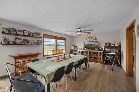 Dining - 2239 County Road F, Edon, OH 43518 photo 1 of 2