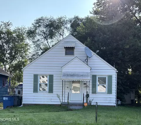 3816 Almeda Dr, Toledo, OH 43612