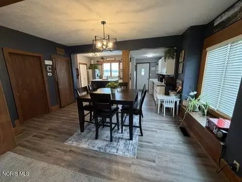 Dining - 304 N Main St, Edon, OH 43518 photo 1 of 2