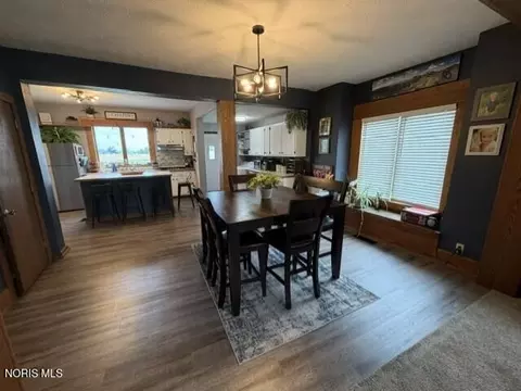 Dining - 304 N Main St, Edon, OH 43518 photo 2 of 2