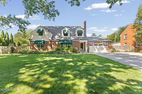 2911 Middlesex Dr, Toledo, OH 43606