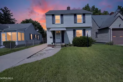 1506 Crestwood Rd, Toledo, OH 43612