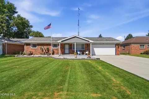 217 Hickory St, Swanton, OH 43558