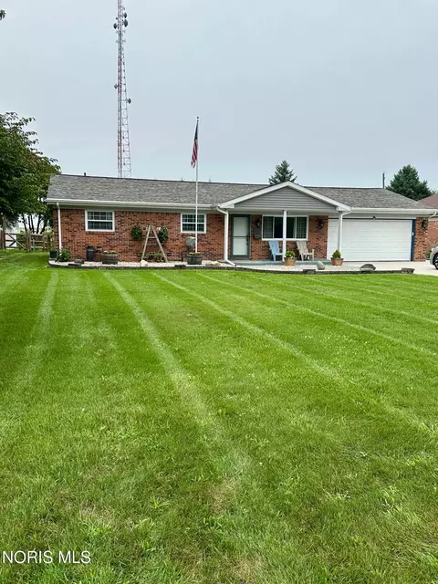 217 Hickory St, Swanton, OH 43558