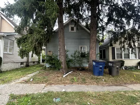 4135 Walker Ave, Toledo, OH 43612
