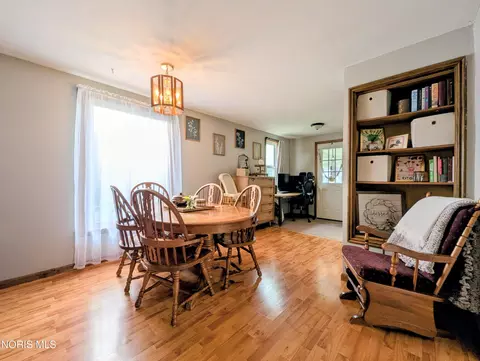 Dining - 408 W Jackson St, West Unity, OH 43570 photo 2 of 4