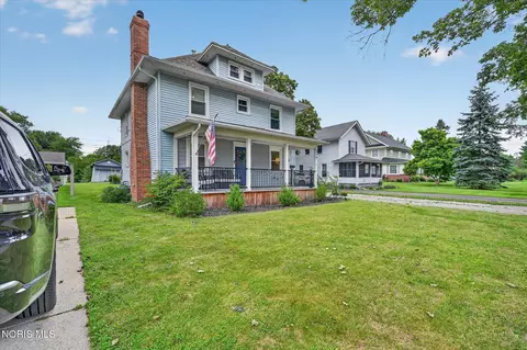 Exterior - 219 E Dudley St, Maumee, OH 43537 photo 15 of 15