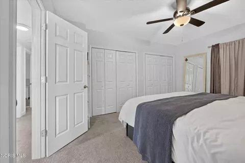 Bedroom - 219 E Dudley St, Maumee, OH 43537 photo 4 of 5