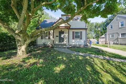 Exterior - 1125 Searles Rd, Toledo, OH 43607 photo 1 of 4