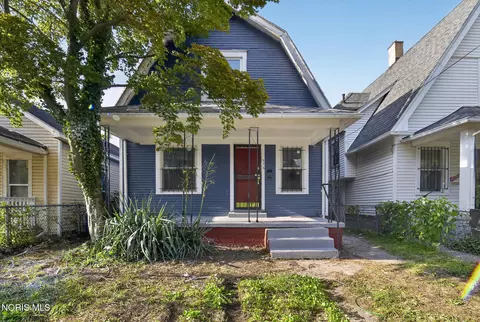 976 Post St, Toledo, OH 43610