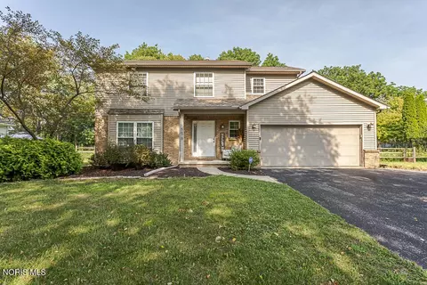 5678 Greenridge Dr, Toledo, OH 43615