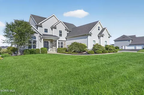 5565 Waterbrook Ct, Sylvania, OH 43560