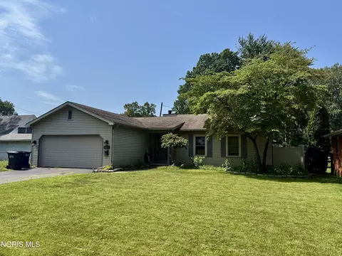5415 Fenwick Dr, Toledo, OH 43623