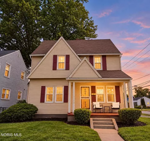 4102 Garrison Rd, Toledo, OH 43613