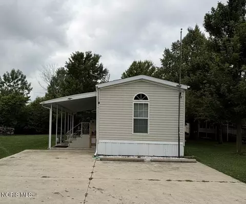 4495 W Darr Hopfinger Rd # 7, Port Clinton, OH 43452