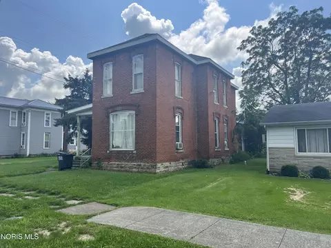 214 E Merrin St, Payne, OH 45880 photo 2