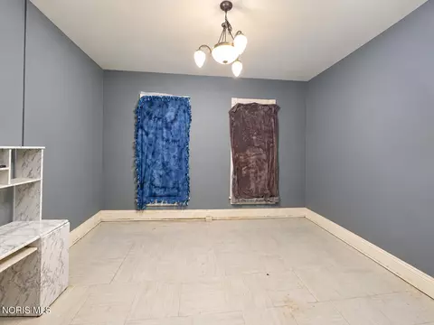 Bedroom - 214 E Merrin St, Payne, OH 45880 photo 9 of 10