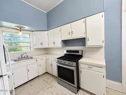 Kitchen - 214 E Merrin St, Payne, OH 45880 photo 1 of 2