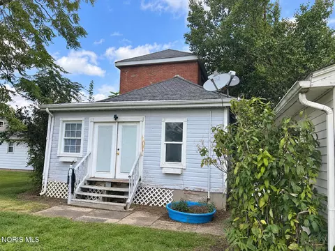 Exterior - 214 E Merrin St, Payne, OH 45880 photo 2 of 2
