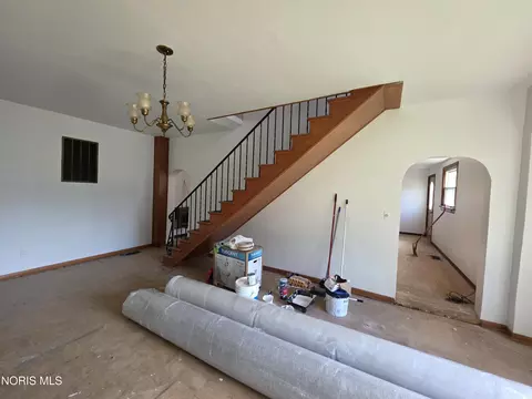 Living - 434 Elm St, Deshler, OH 43516 photo 1 of 6
