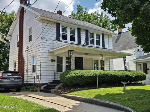 3820 Berkeley Dr, Toledo, OH 43612