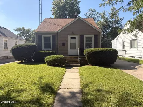 307 Sunset Blvd, Toledo, OH 43612