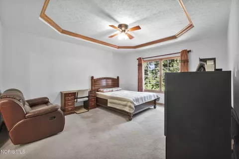 Bedroom - 914 Kimmel Ct, Upper Sandusky, OH 43351 photo 6 of 6