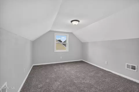 Bedroom - 2272 Westmonte Rd, Toledo, OH 43607 photo 5 of 5