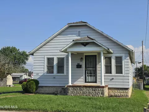118 Seneca Ave, Fostoria, OH 44830