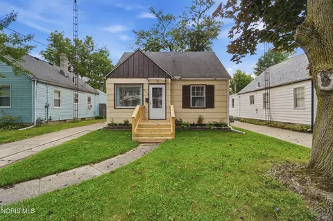 3610 Burton Ave, Toledo, OH 43612
