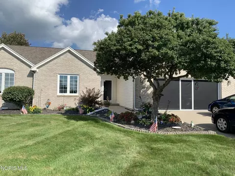 26336 E Wexford Dr, Perrysburg, OH 43551