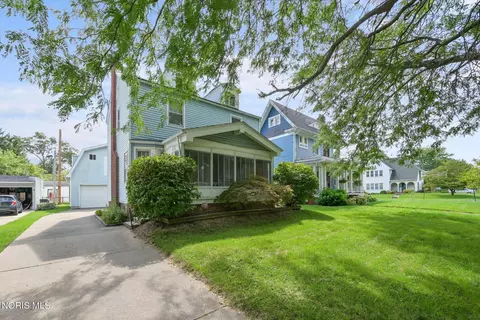 1325 Royalton Rd, Toledo, OH 43612
