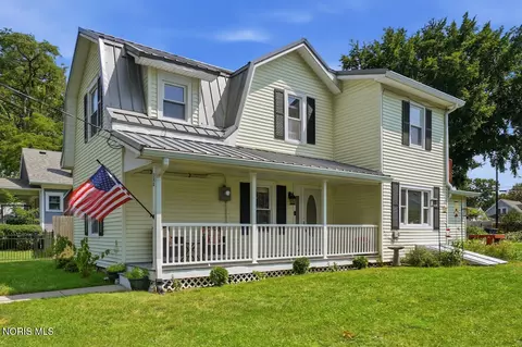 340 E 5th St, Perrysburg, OH 43551