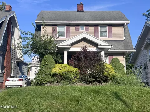 4322 N Lockwood Ave, Toledo, OH 43612