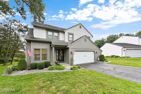 6961 Ramblehurst Rd, Sylvania, OH 43560