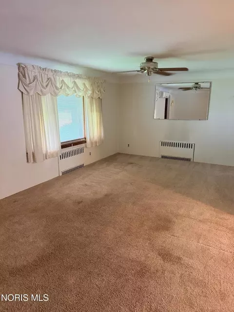 Living - 501 Beech St, Stryker, OH 43557 photo 2 of 2