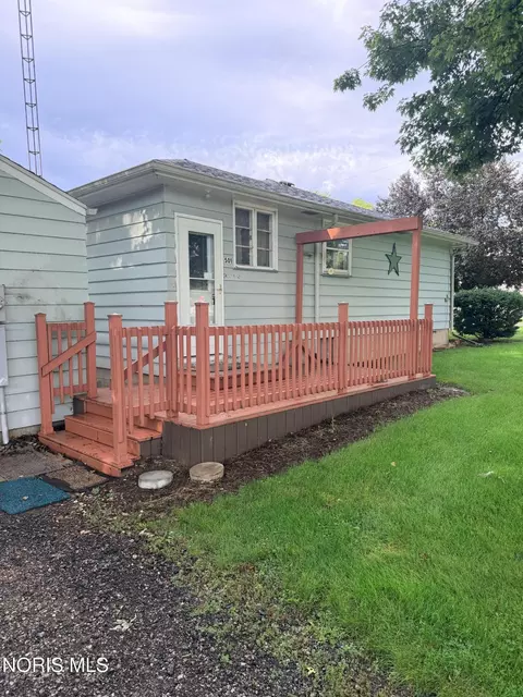 Exterior - 501 Beech St, Stryker, OH 43557 photo 2 of 4