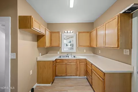 Kitchen - 2037 Joffre Ave, Toledo, OH 43607 photo 1 of 1