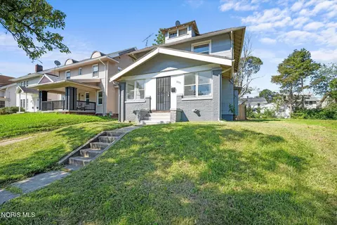 Exterior - 2037 Joffre Ave, Toledo, OH 43607 photo 4 of 9