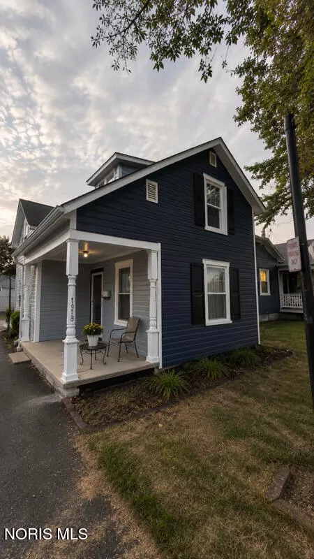 819 Corey St, Maumee, OH 43537