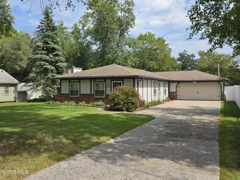 4550 Sadalia Rd, Toledo, OH 43623