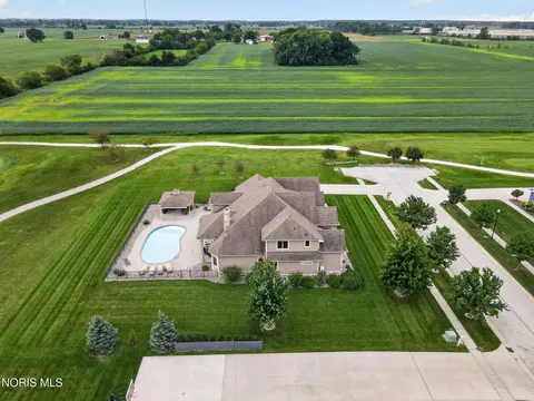 View/Area - 1526 Jacobs Dr, Oregon, OH 43616 photo 2 of 5